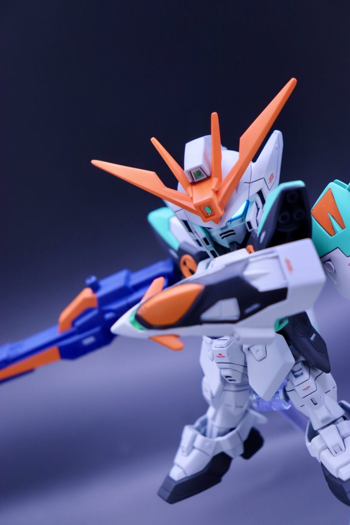 肘が曲がるのである程度ポージングできます