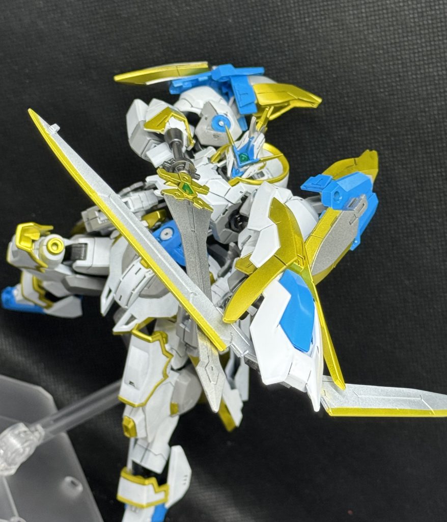 ジークアローソードから剣撃波を撃つ的な