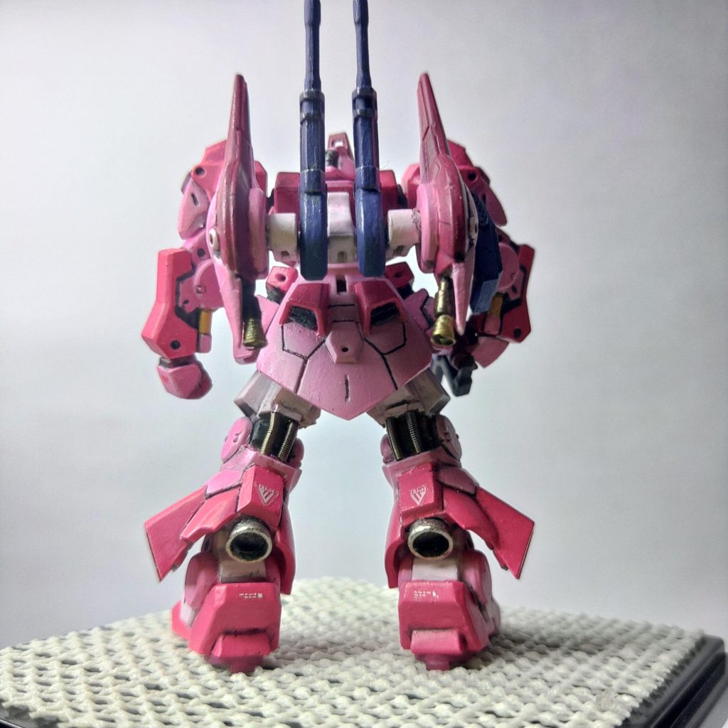 リアアーマーのバーニアに横型フィンを追加。以上になります。