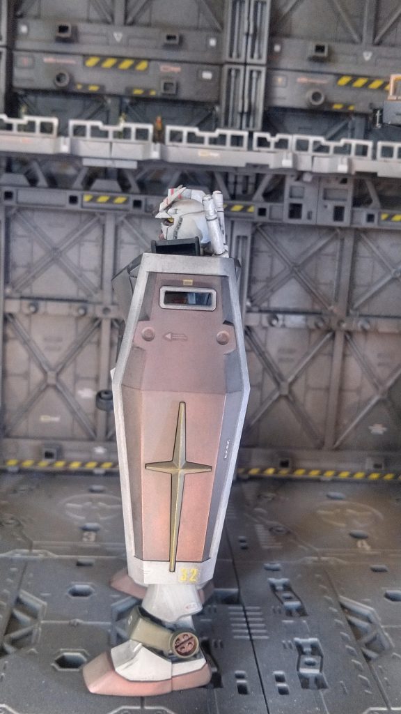 哀戦士風　ガンダム–4枚目/制作者：ミドボン