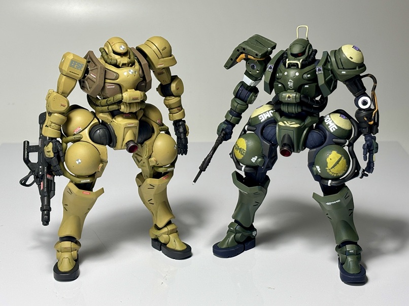 前の週に作ったポメラニアンズザクとパシャリ。ポメラニアンズ ザク 風https://gumpla.jp/hg/25135735