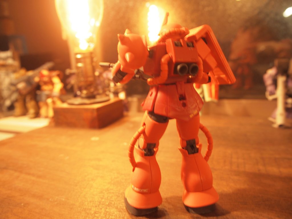 シャア専用ザクⅡ–3枚目/制作者：ガナリ