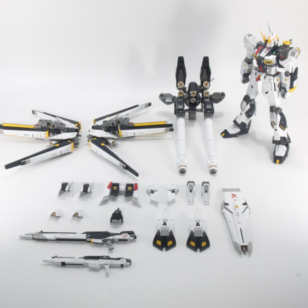 増加パーツ一覧ネオジム磁石と真鍮線を使っているので着脱可能になっています。こうやって見ると作るのに苦労したけど写真に収めるとあっさりですね～