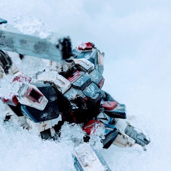 もう1機のフルアーマーガンダム