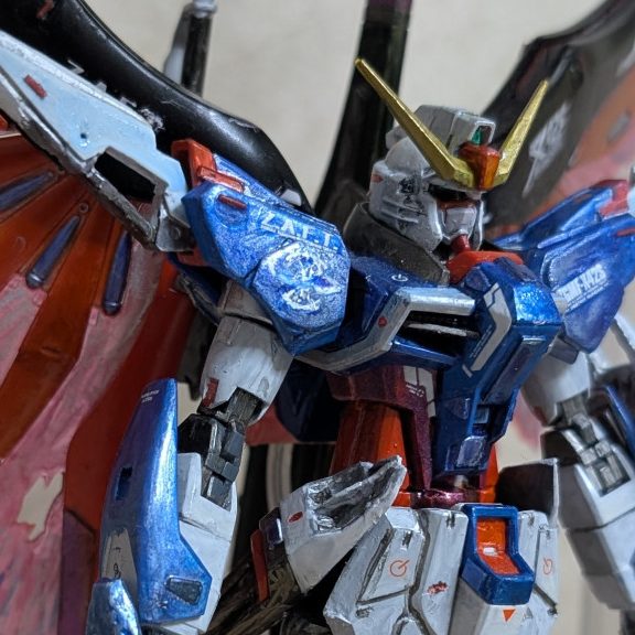 デスティニーガンダム