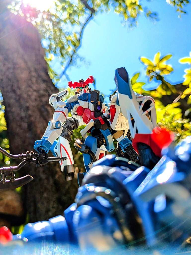 ガンダムジークアクス＆軍警ザク