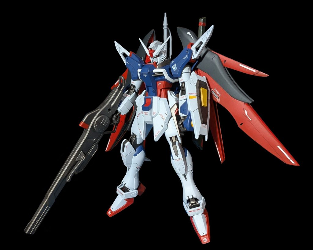 例によってポージング幅が無いので素ディスティニーもこの為だけに用意した試製レールガン