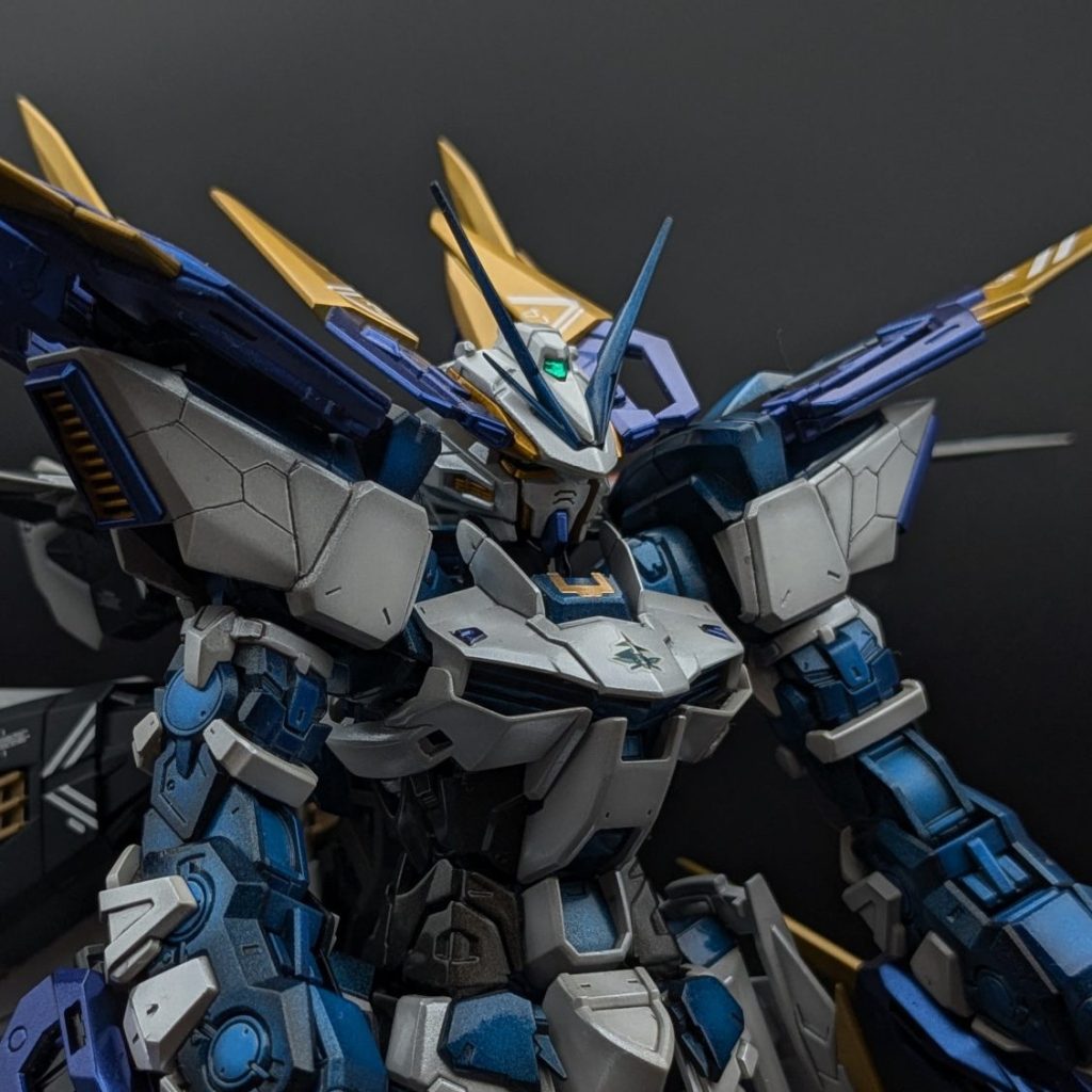 さ*さ様 MG ガンダムアストレイ　ブルーフレームD メタルビルド風塗装 ガンダムアストレイ ブルーフレームD｜boku-moke346さんのガンプラ