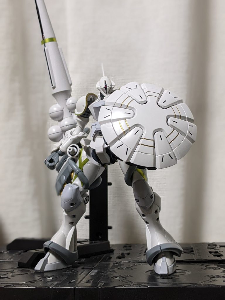 ハクジが大きいです。外付けブースター兼ということもあって、迫力あります。