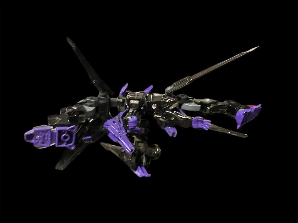 「蜃気楼鳥(ミラージュ・ワゾー)」裏面。手は出しっぱなしになりますが、変に格納されてるってやるよりはいいかなぁと^_^