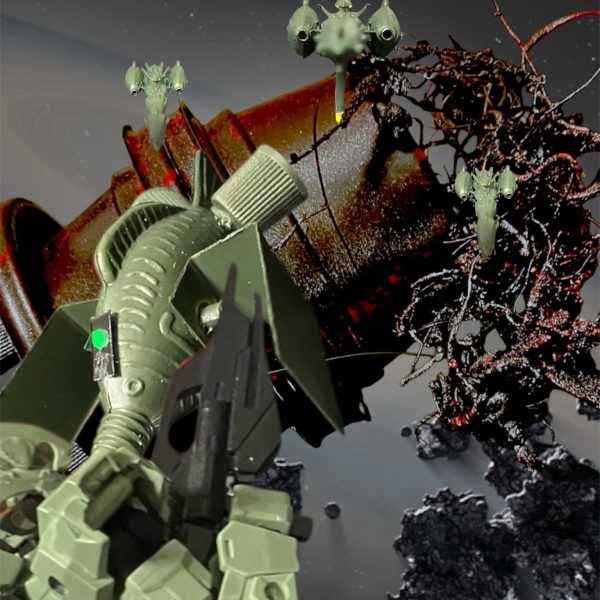 G-X1とX2の死闘が繰り広げられる数日前・・・旧カイラスギリー ライトエンジンブロック還暦准将の通告から偵察任務に派遣されたルナツー警備小隊。・・・本当にこんなところに何かあるのか?さあな、石っころばかりでも「命令」とあればいくしかないさ。後で奢ってくださいよ?エンジンブロック残骸を前にした小隊の後ろから黒い影が・・・・な、なんだぁ!?わぁ、わぁ💦💦僅か数分でパイロット達が消える。その側から現れる艦艇数隻。では手筈通りに^_^・・・何度も任務に失敗した出来損ないごと葬ってくれるわ^_^一体何が?(6枚目)