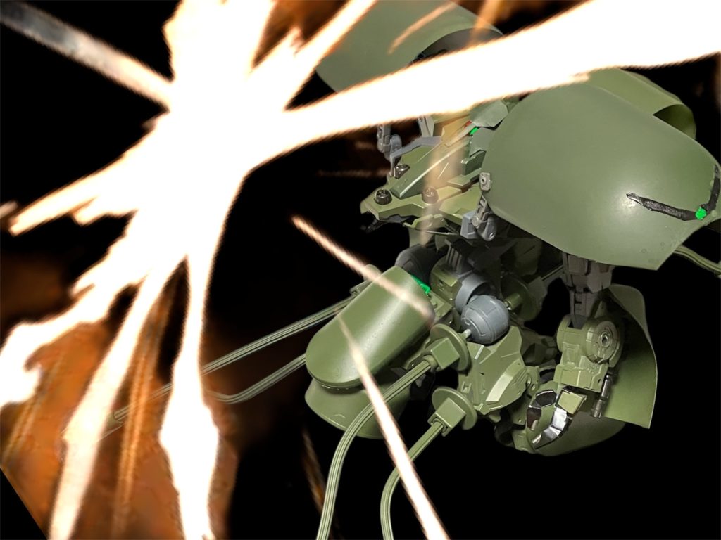 胸部はm.s.gマイナスノズルx3で模したiフィールドジェネレータ^_^