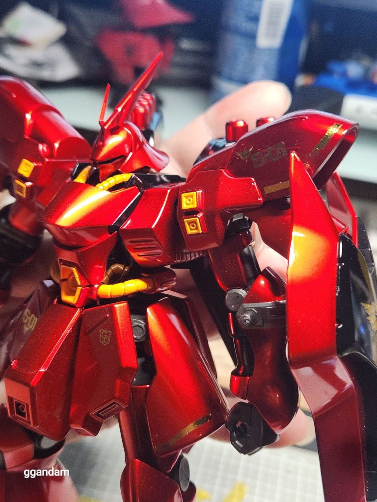 HGUC 1/144 サザビー–2枚目/制作者：aws100076