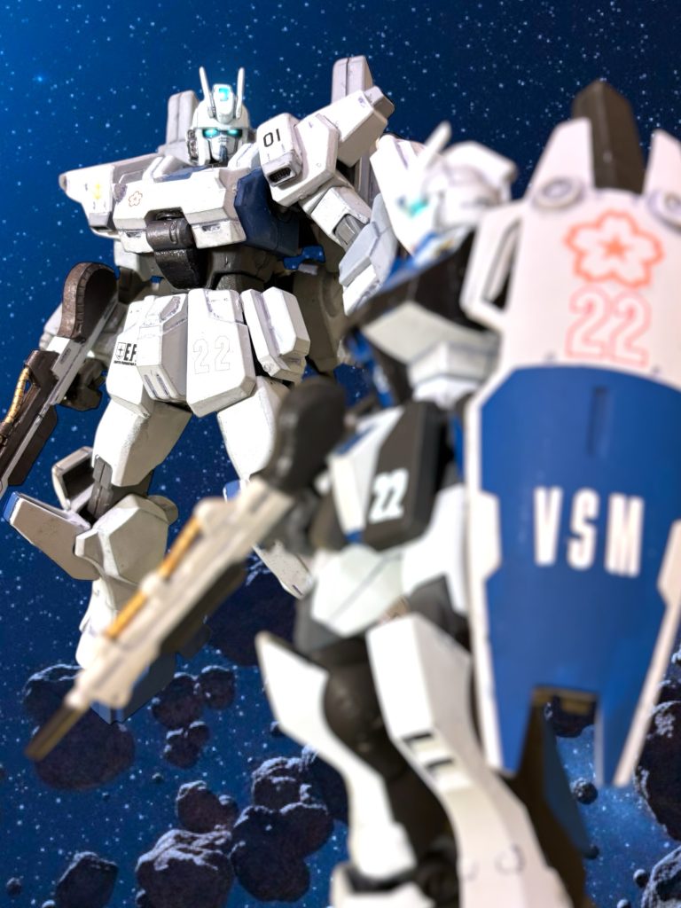 　2人は、機体の顔を見合わせるようにする。モニターの向こうに互いの微笑みが見える気がした。　そして、再び機体を推進させた。&nbsp;　U.C.0088、２月２２日、コロニーレーザー