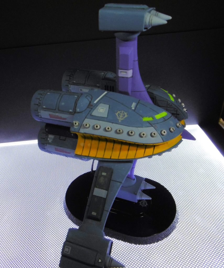 デカールはハイキューパーツのコーションデカールと手持ちのものを組み合わせて使いました。