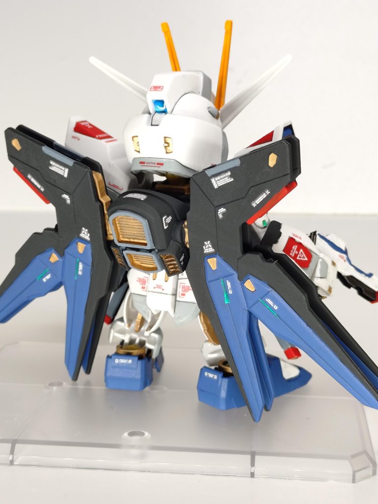 白…オフホワイト赤…モンザレッド青…エアリアル（改修型）ブルー黃…ハイネオレンジ黒…ジャーマングレー灰1…エアクラフトグレー灰2…ネイビーグレー金…スーパーリッチゴールドセンサー類はラピテープにレジンコーティングでギラギラに仕上げてます。