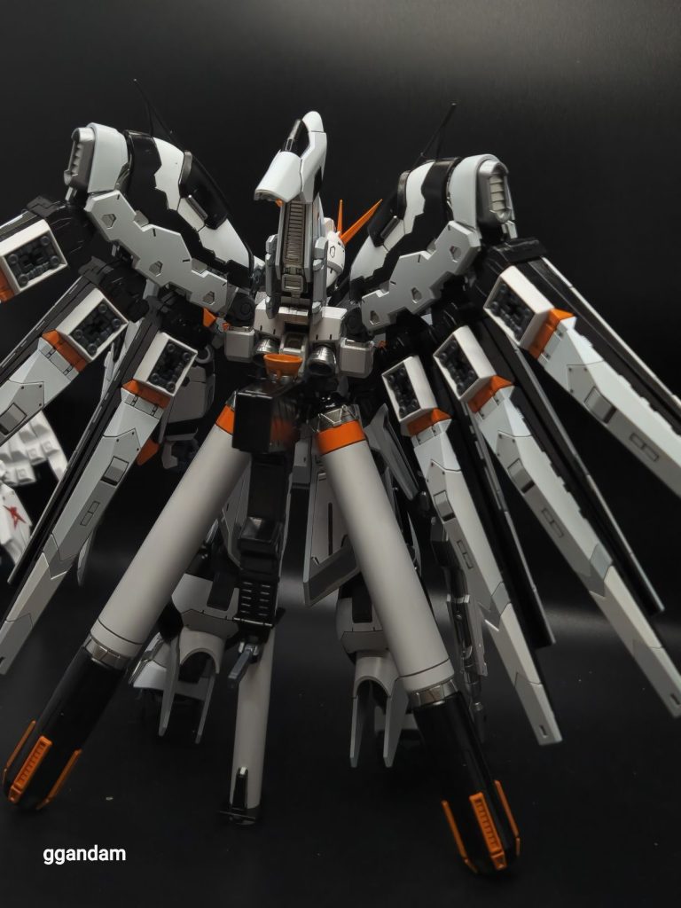 Hi-Nu–3枚目/制作者：aws100076