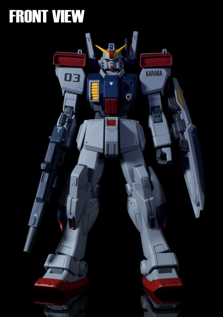 フロントビューカラーリングは陸戦型ガンダムを踏襲しつつ、マークⅡのカラーにも見えるように意識しています。