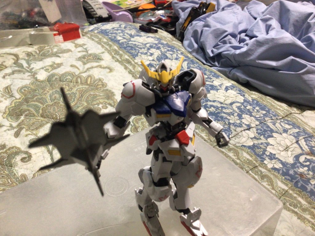 持たせてみたこっちを向いている感じにした