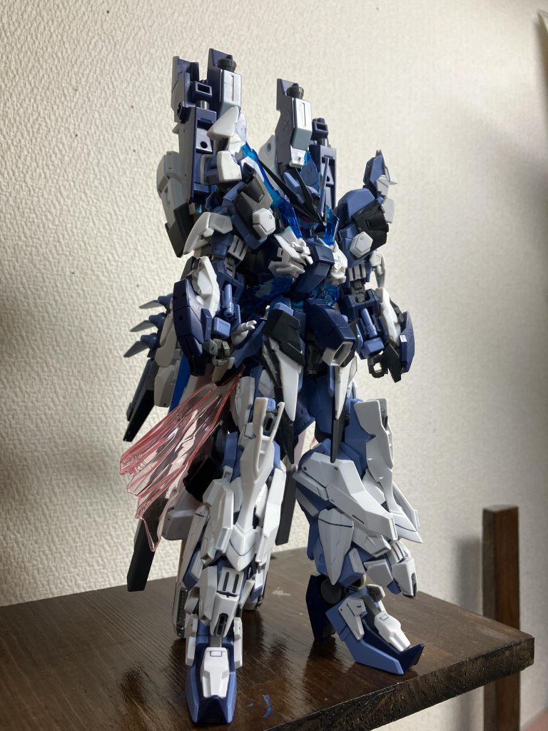 翼無しバージョンです装備を外した状態で見て思うことがやっぱり延長を加えて良かったと思いますね延長するかしないかでトーリスリッターの印象かなり変わりますね