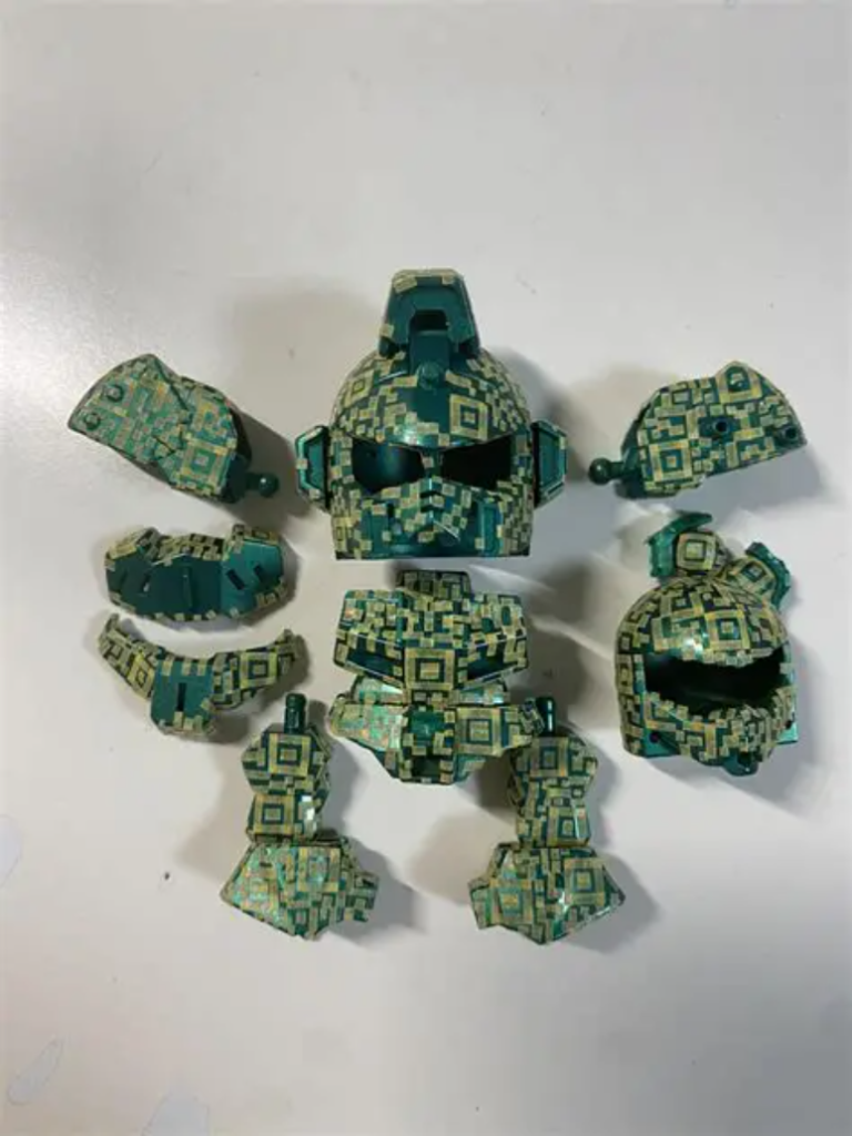 4色でやったので、マスキングがメチャクチャ大変でした！貼るのも剥がすのも辛かった、、。