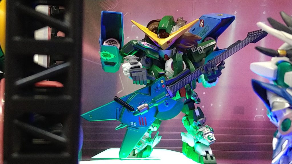 ロックンロールデュナメス＆ソレスタルクラッシャーズ