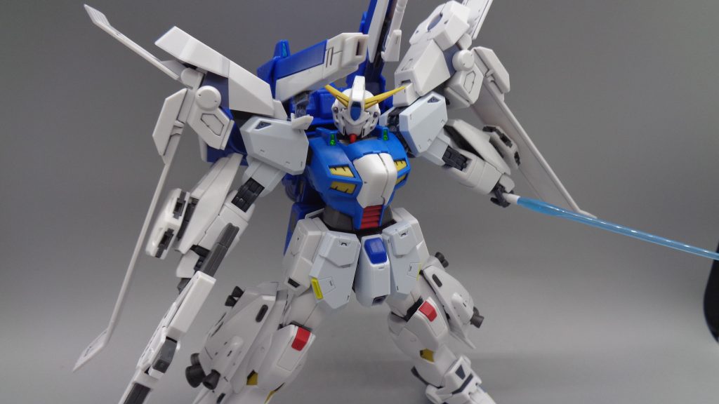 ビームサーベルヴェスバーの下部に懸架されたビームガン兼用のビームサーベル。