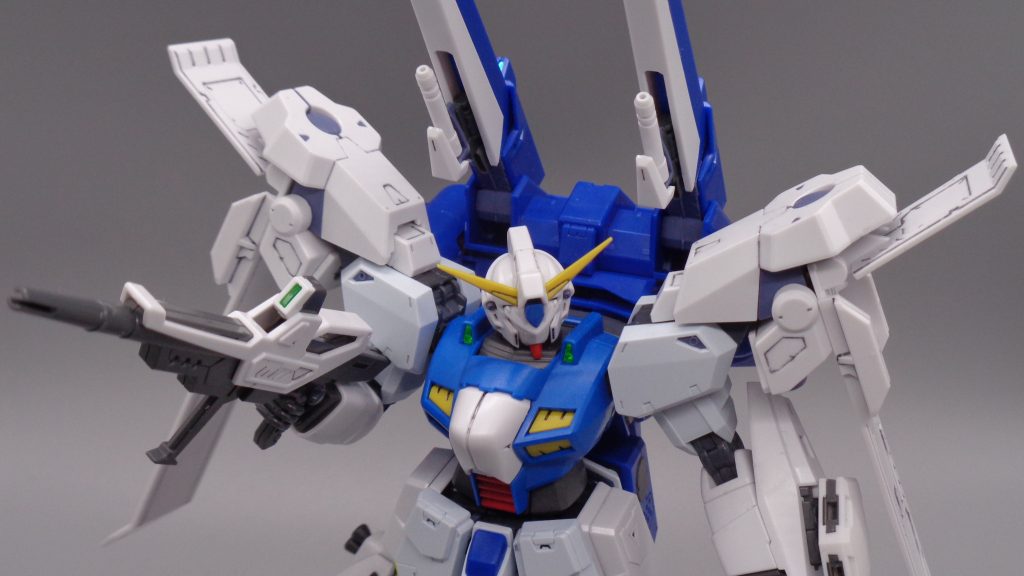 痛設定はココマデ!Cタイプのスキー板を放熱板に見立てたところから、高出力のヴェスバーを担いだミッションパックを思いついて作りました。ゴツイ肩にスラスター盛り盛りの頭の悪い機体に仕上がりました(*´▽`*)