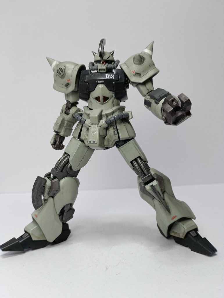 元々「ボトムズのストライクドッグ」をイメージして改造したものだったのですが、出来がイマイチだったので放置していたものを再度改造。