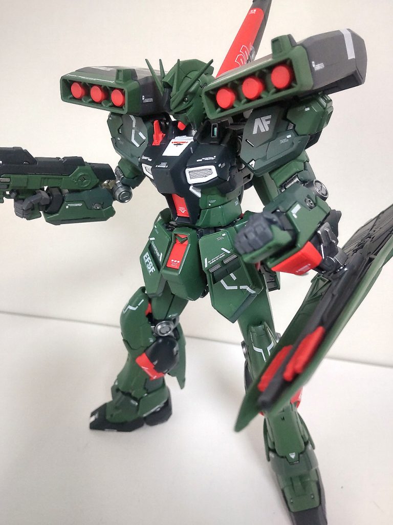 RG νガンダム　非ニュータイプ仕様–2枚目/制作者：nisetora2001