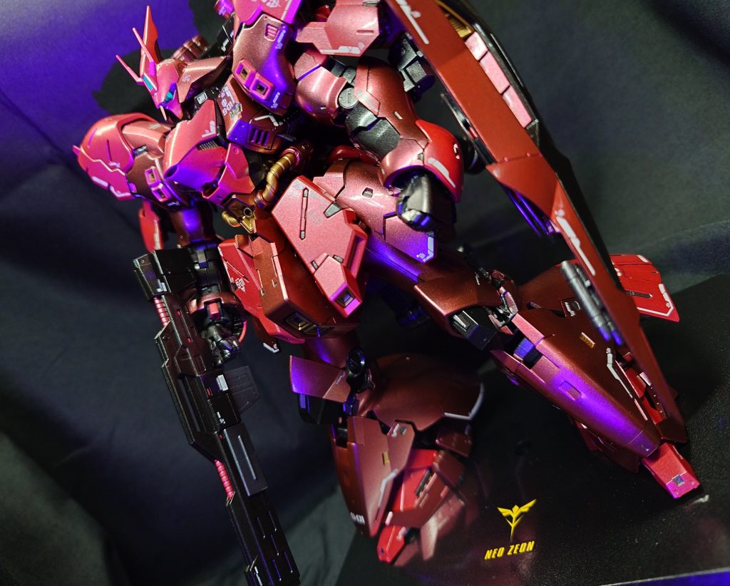 ビコーンシステム搭載です(zaku-kao2)