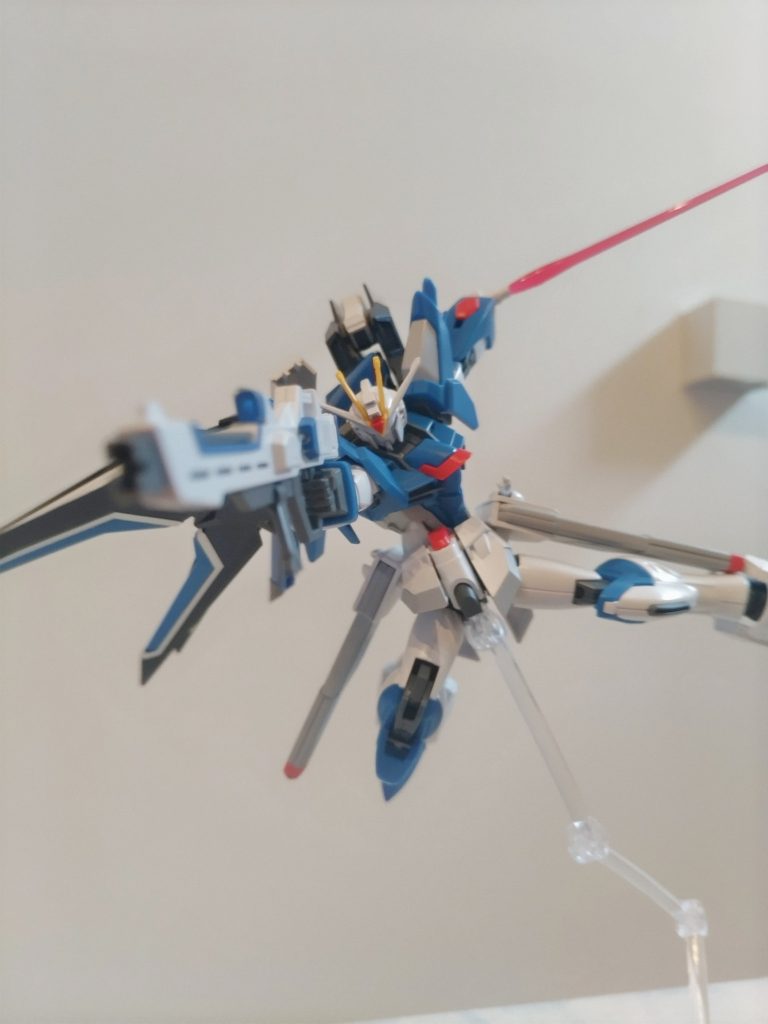 稼働は相変わらず優秀です。腕も足も好きなように動かせます。