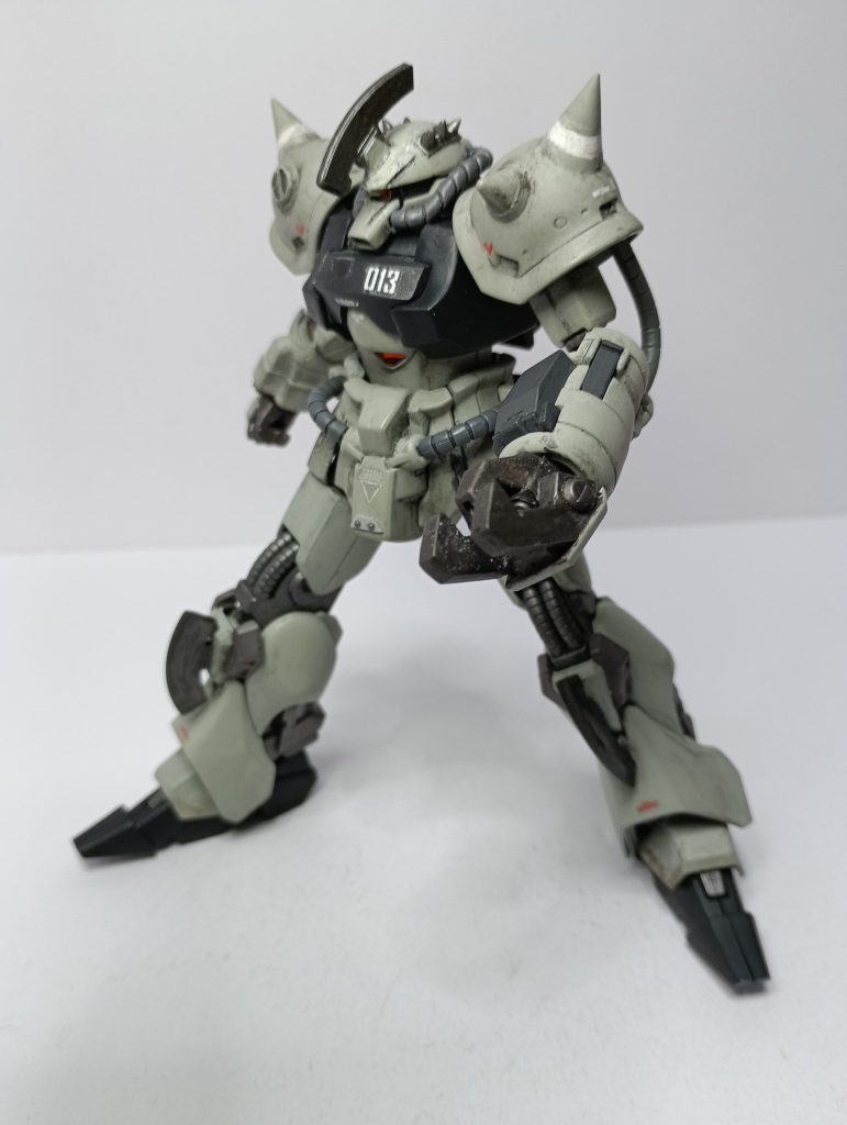 ヒートクロー。プラ板・エポパテ・ジャンクパーツを駆使して作成。