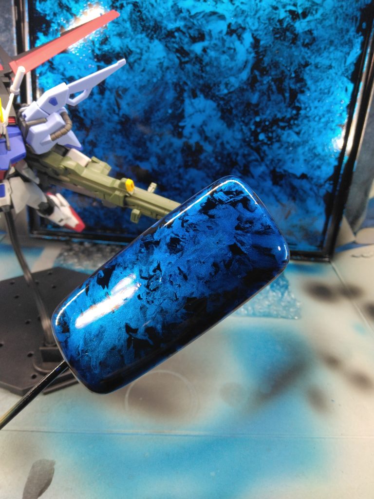 PFストライク+フィギュアケースラップ塗装+電子タバコラップ塗装–2枚目/制作者：hiro60n