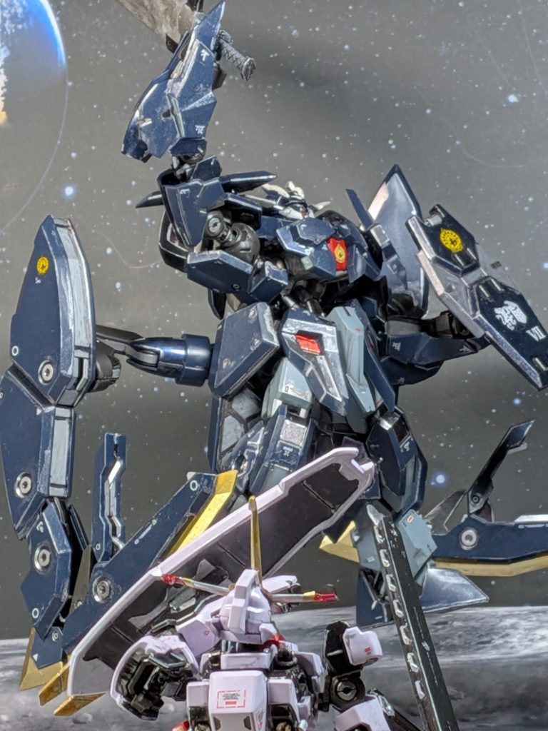 アピールショット8枚目の加工なしバージョン本当は雷雲の背景に変えるべきなんですが、面倒臭かったからそのまま許してちょ(gundam-kao4)