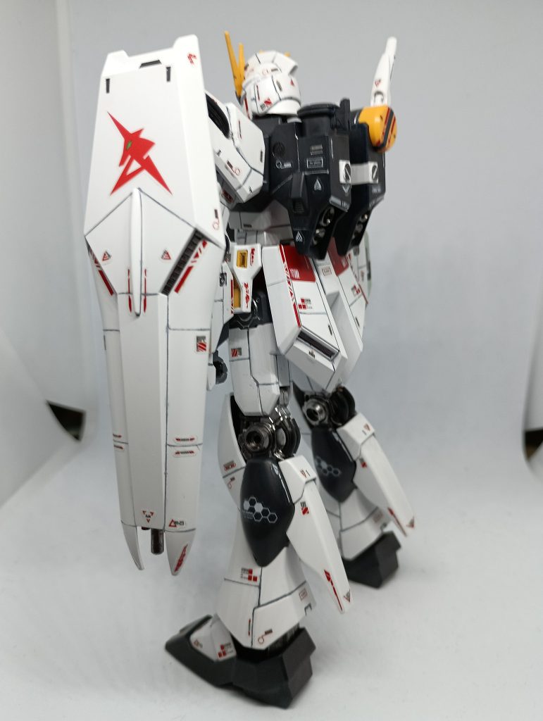 常にこれでいいのかとスジ彫りは悩みます