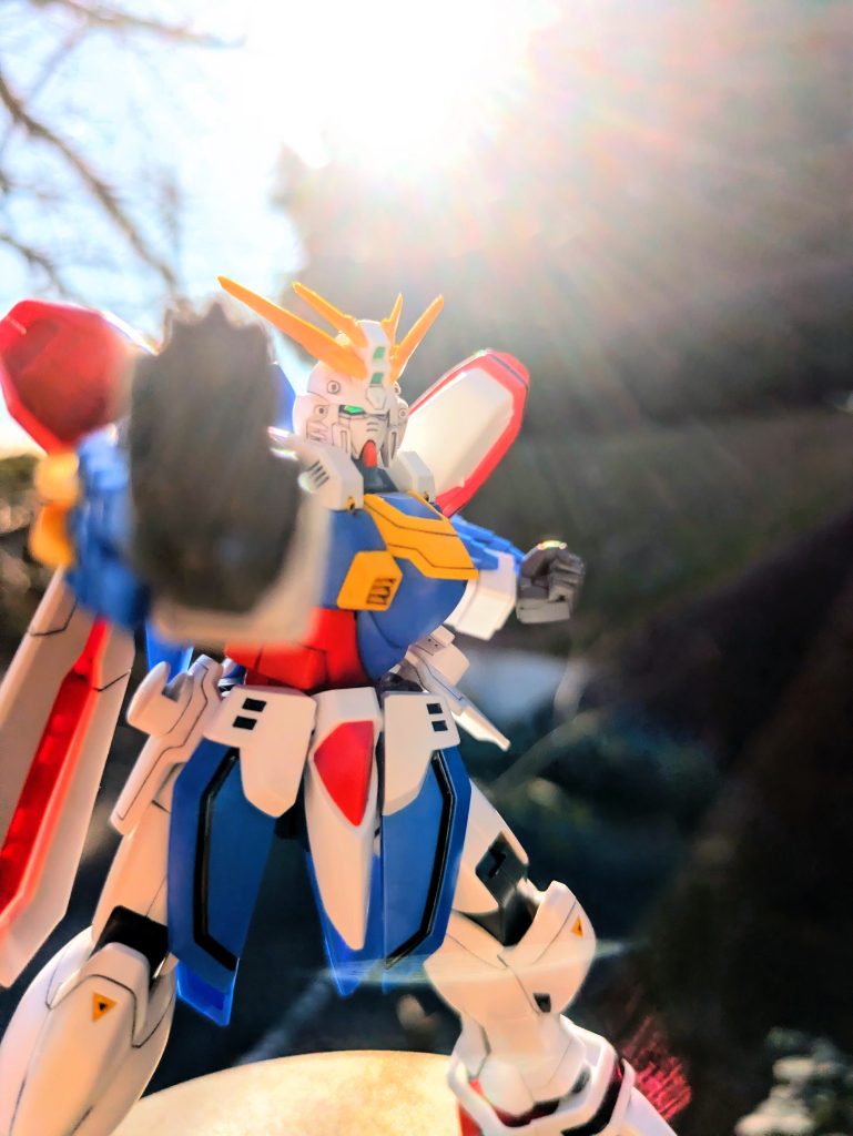 今回ゴットガンダム作ったのですが…可動域狭くないか…これ…