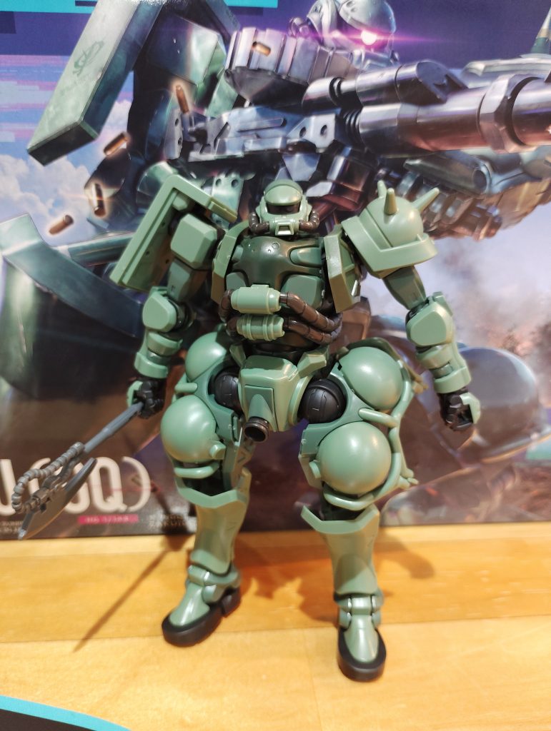 まずは仮組味のあるザクですな