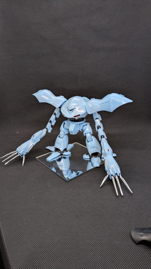 ガイアノーツの特別販売で買っていた特殊塗料、メタリックプリズムホログラムを試してみたくて実験台になってもらいました。