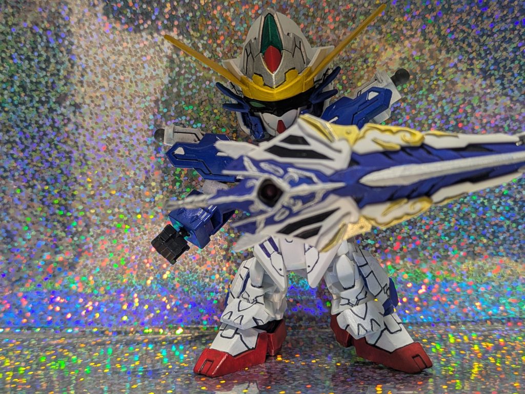 そして,同じく怪盗ハンブラビが妖精の国から盗み出した「オーディンマスク」を装着し,とある魔竜を討伐することで新たな力を得ます。名剣グラム・氷盾スヴェル・オーディンマスクは三種の神器的役割。