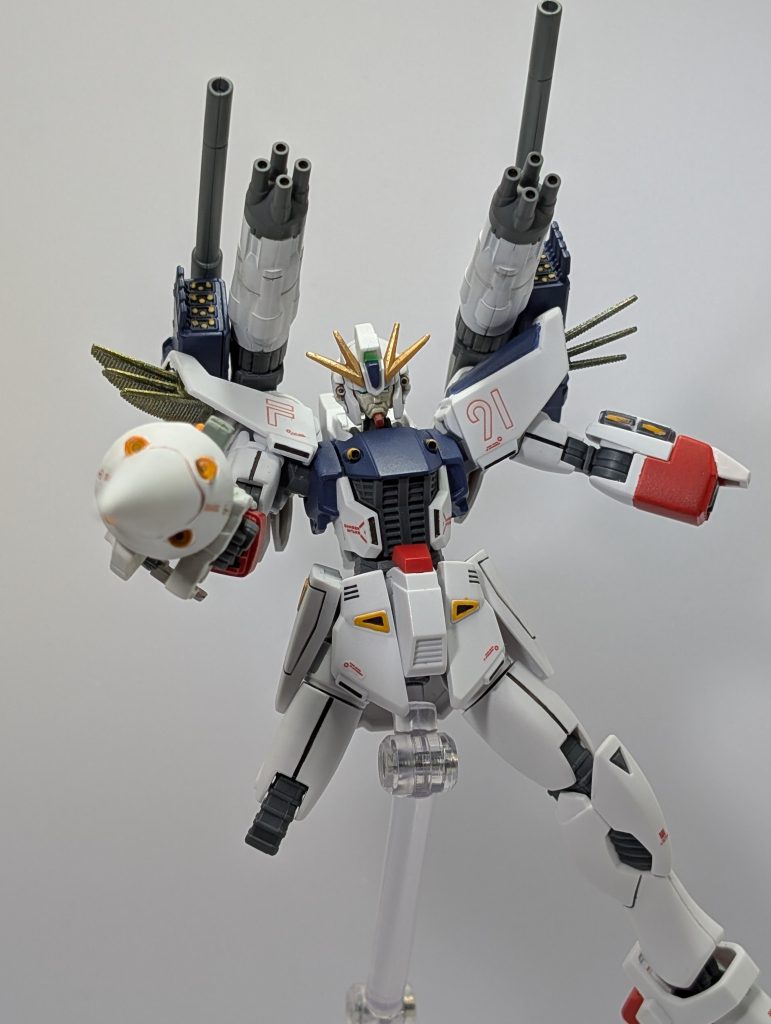 「ゲームオーバーだド外道ーーーッ!!!」のポーズ(zaku-kao2)ボンボン版のコミックスも持っていました(gundam-kao3)