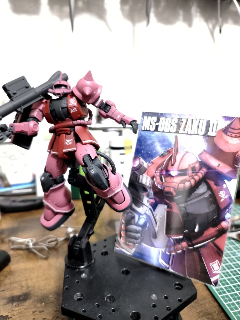 箱絵を切り取って一緒に飾るディスプレイは最近のマイブームです