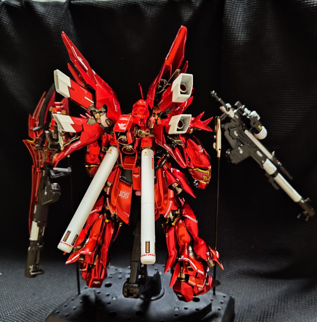 デカールは附属のシールと水転写式デカールを併用して貼りました。デカールは中毒性ありますね、貼り出すとどーにもやめられないです私😱…私だけかな。