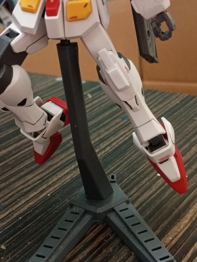 膝の装甲にこれらのパーツを追加しました。ゼロから自作したのですが、ほぼ完璧に同じように作ることができて、とても満足しています。