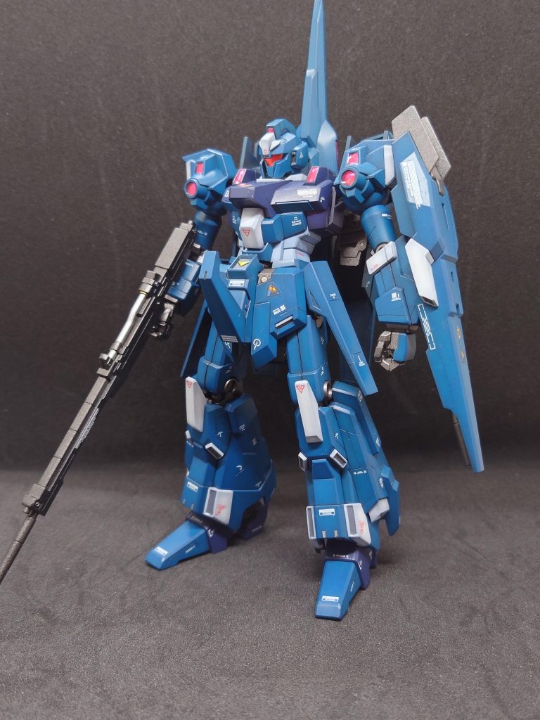 水性ホビーカラーメインでグラデーションかけました