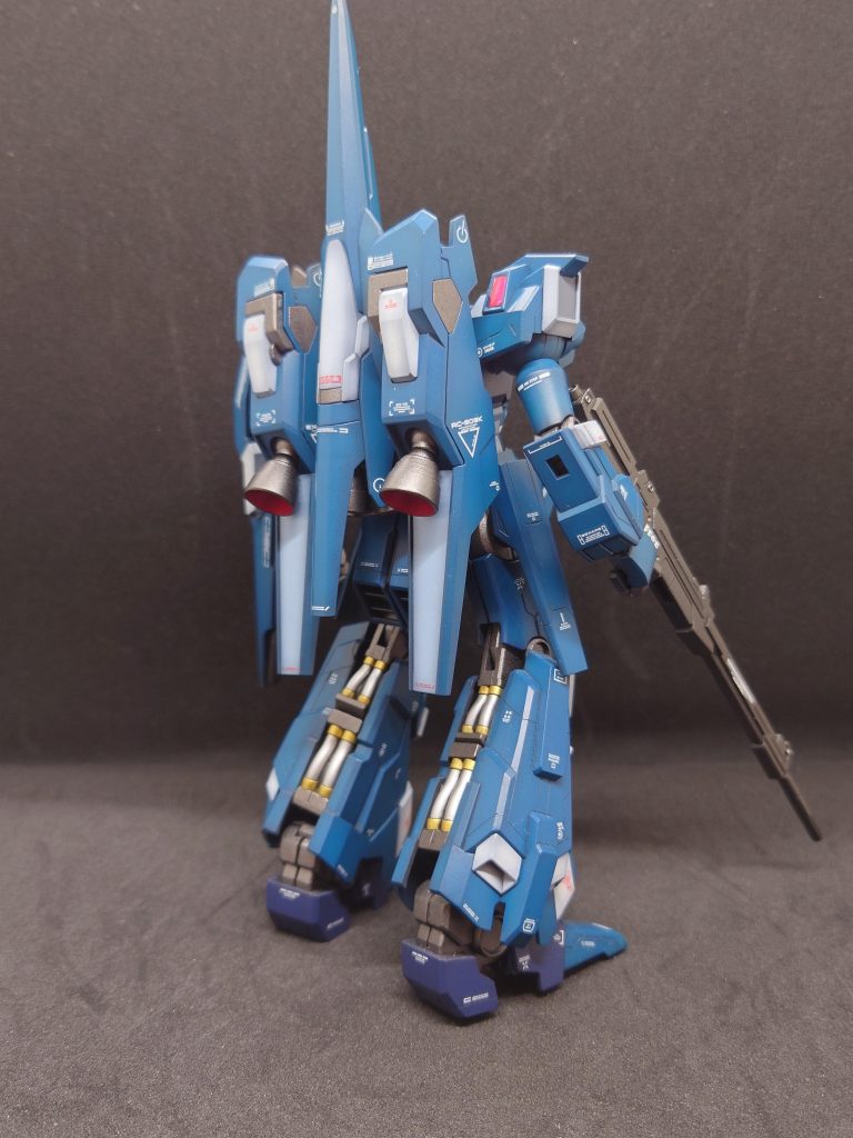 センサー部は付属のシールにレジンコーティングしてます