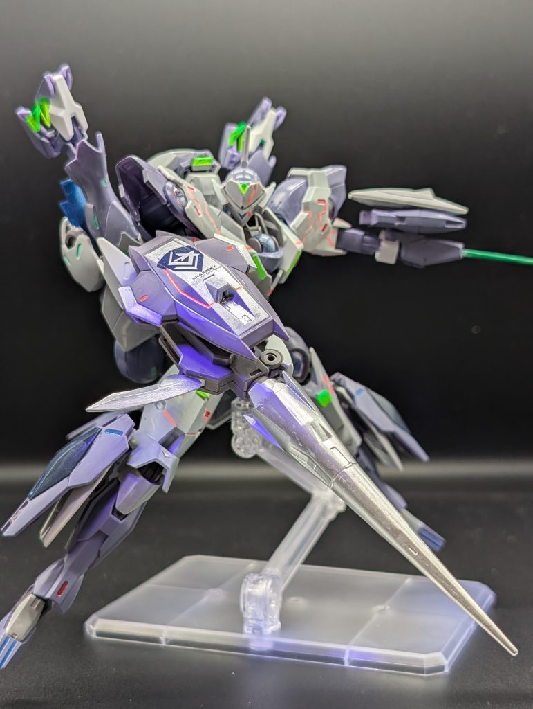 ドリルジャベリンは水性ホビーカラーのシルバーやミカエリスパープルで塗装しました。