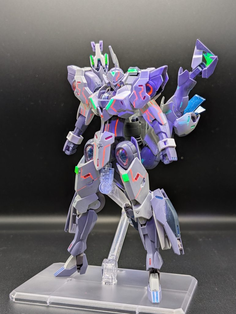 ブラックライトで発光