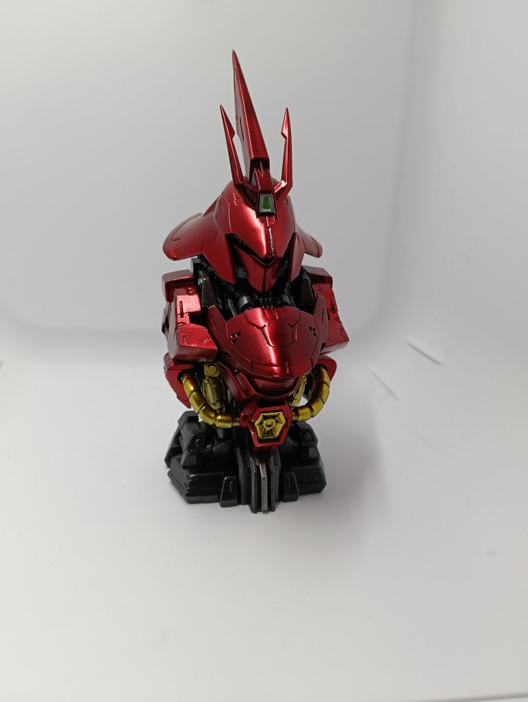 外装をつけるとこんな感じめっちゃテッカテカなんですが、ムラやホコリ、塗装剥げもちょっと気になる…