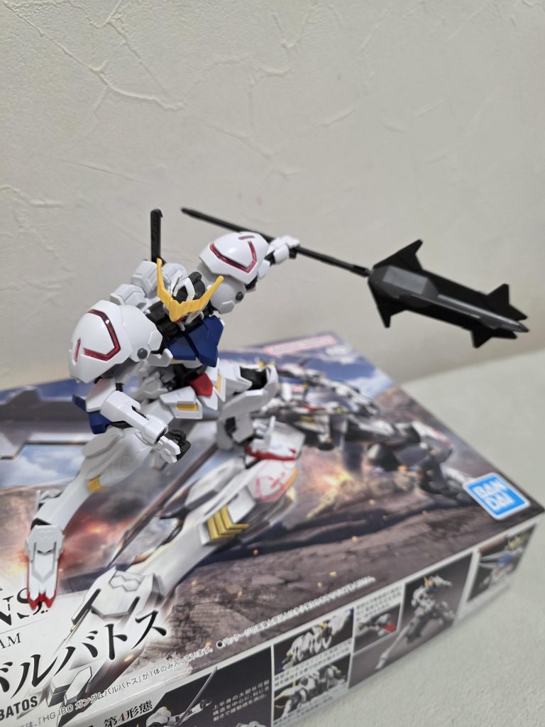 第4形態と第５形態の間の形態のようにしたかったので新規アーマーは第4形態っぽさが残っています。